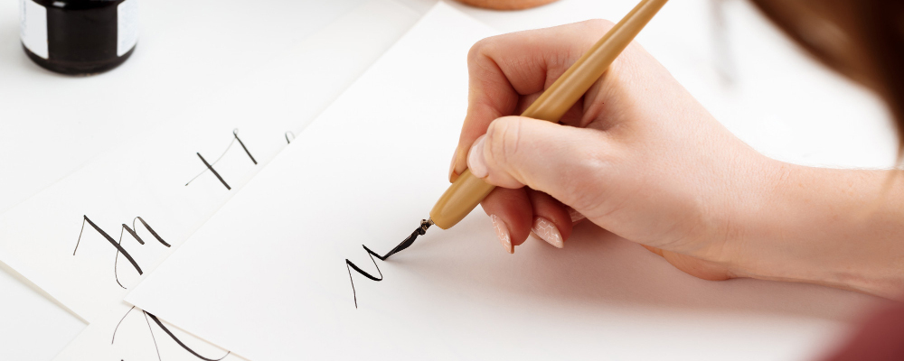 Какие ручки лучше всего подходят для каллиграфии✒️