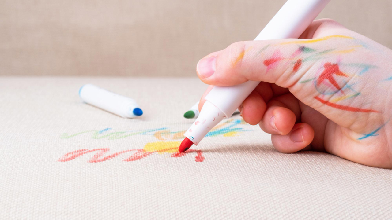 Використання акрилових маркерів у домашньому декорі🖍️