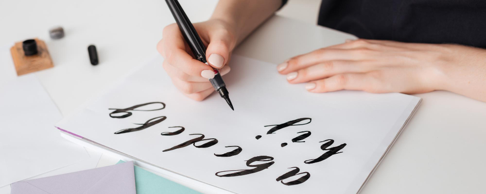 Основы каллиграфии: как научиться красиво писать✍️