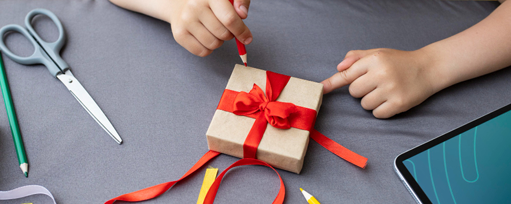 Обираємо ідеальний подарунок для школярів на День знань🎁