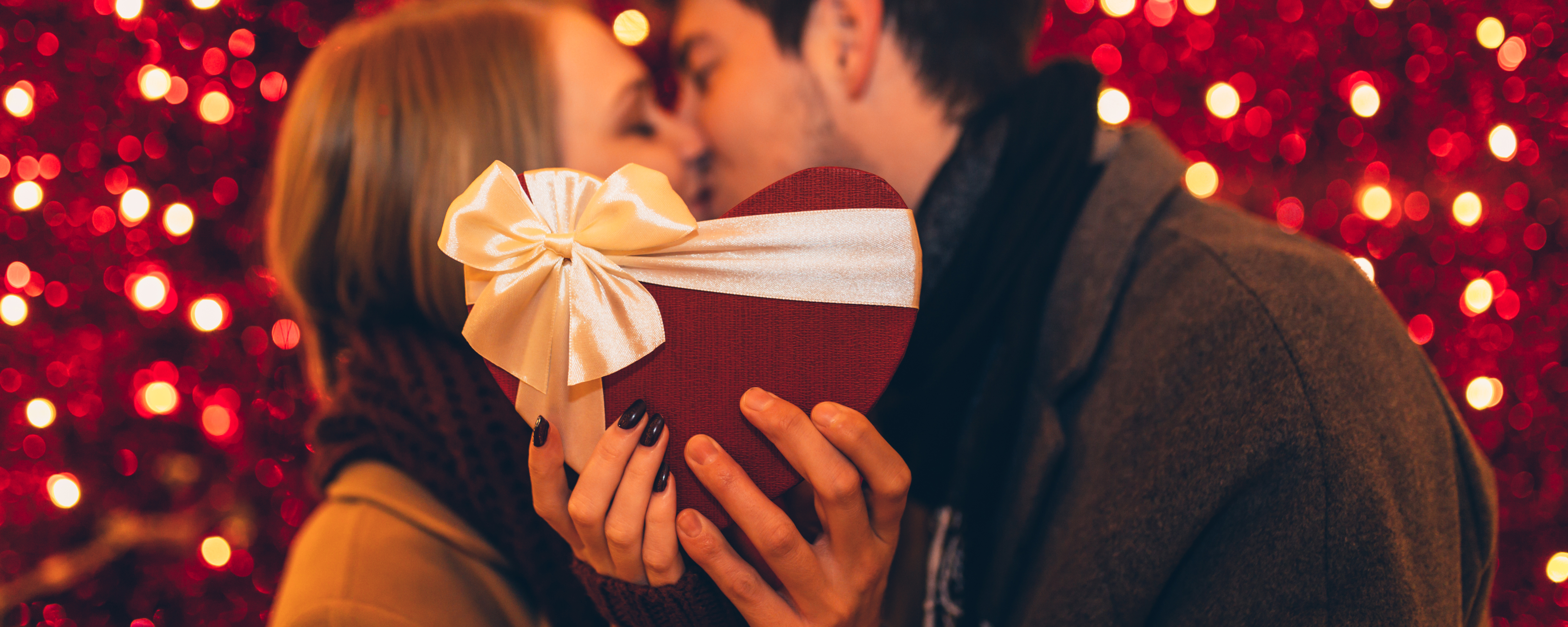 Топ романтичних подарунків для закоханих: творчі набори та ідеї для двох👩‍❤️‍👨