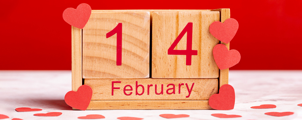 Как создать романтическое настроение дома ко Дню влюбленных: простой декор и приятные мелочи💝