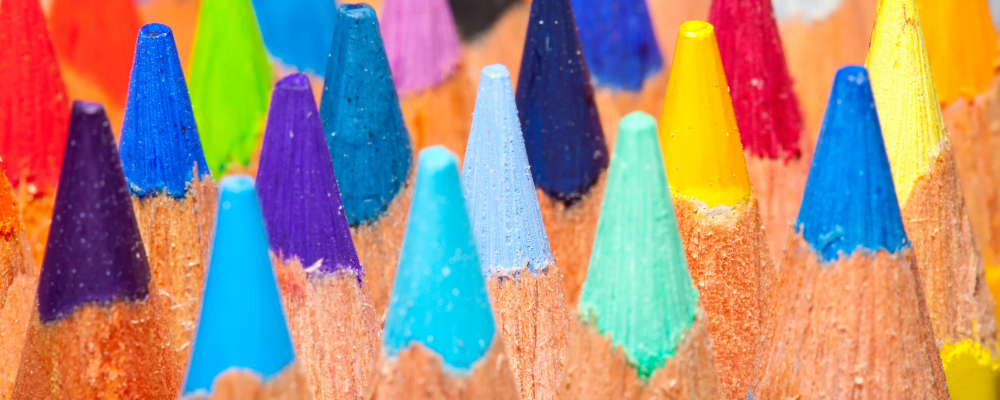 Світ у кольорі: Як обрати ідеальні олівці для малювання та творчості