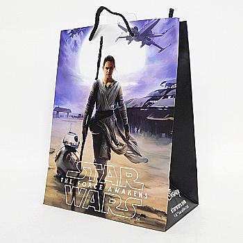 Пакет подарунковий паперовий "Star Wars The Force Awakens" M 17,5*9,8*22,9 см, BG-04917-M Пакет подарунковий паперовий "Star Wars The Force Awakens" M 17,5*9,8*22,9 см, BG-04917-M