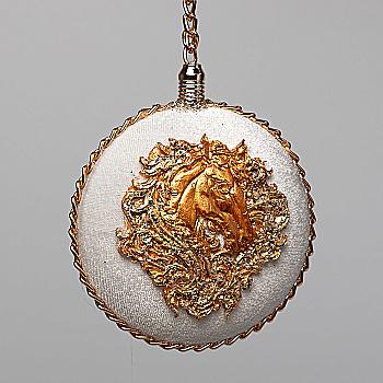 Медальон «Конек 2026» белый, 5503