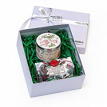 Подарочный набор "Рождество в зимнем лесу" MDW: мыло Зимний лес 246 г, свеча Рождество 155 г, A2502CMF