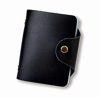 Визитница черная базовая кожаная.