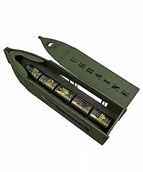 Набір подарунковий військовий 4Profi в коробці Куля( 5 чарок патрон з тризуб з вишиванкой)