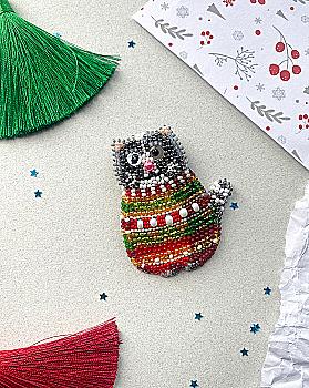 Набір для вишивання бісером прикраси на натуральному художньому холсті "У светрику", AD-247