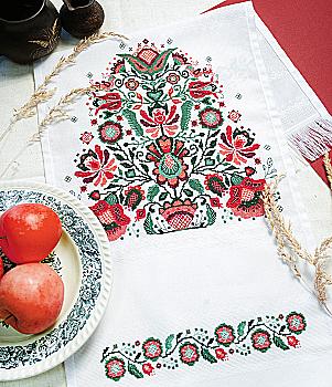 Набір для вишивання хрестиком "Рушник "Традиційний", AHE-003N