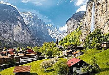 Пазл "3000" – Лаутербруннен, Швейцарія, Trefl, 33076 Пазл "3000" – Лаутербруннен, Швейцарія, Trefl, 33076