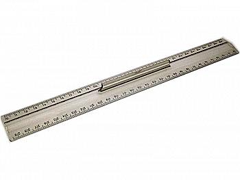 Лінійка 30 см, пластикова з ручкою, прозора, ЛР-300п Лінійка 30 см, пластикова з ручкою, прозора, ЛР-300п