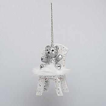 Іграшка новорічна "Ведмедик на стільчику" срібло, 15 см, 2508