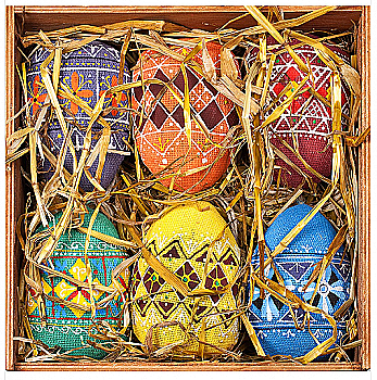 Дерев’яна коробка №50a •, Писанки великі, сіно, 2023010127