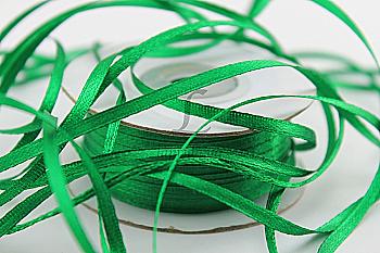 Стрічка атлас 3 мм-91 м, 19, яскраво-зелена