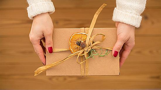 Как сделать упаковку для подарка незабываемой: советы по персонализации🎁