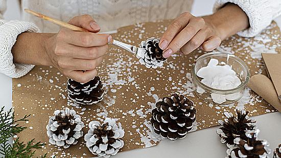 Творческие ритуалы для зимних вечеров: 10 простых занятий, которые помогают расслабиться🎄