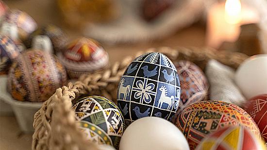 Великдень 2026: Мистецтво створювати традиції разом з Akvarel