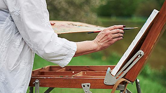 Искусство на свежем воздухе: что взять с собой на пленэр?