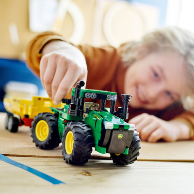 Конструктор Lego Technic "Трактор John Deere 9620R 4WD", 42136 5