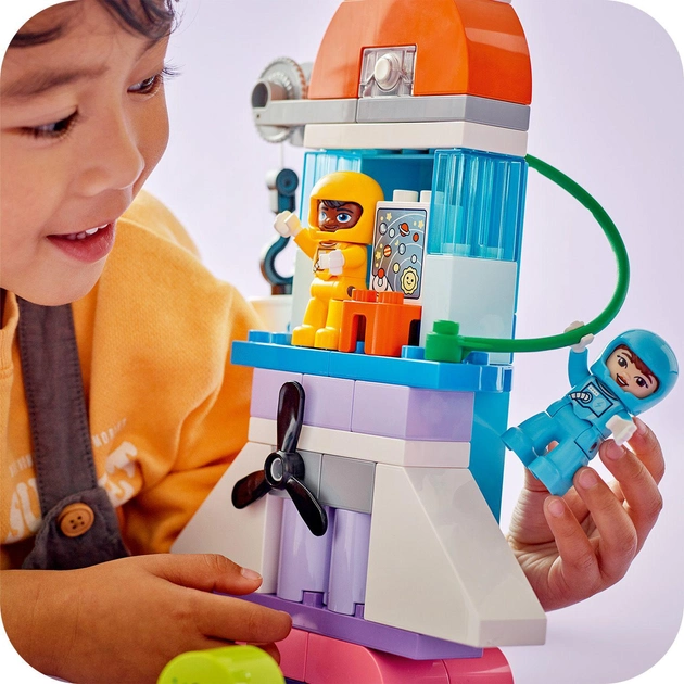 Конструктор Lego Duplo "Пригоди на космічному шатлі 3-в-1", 10422 3