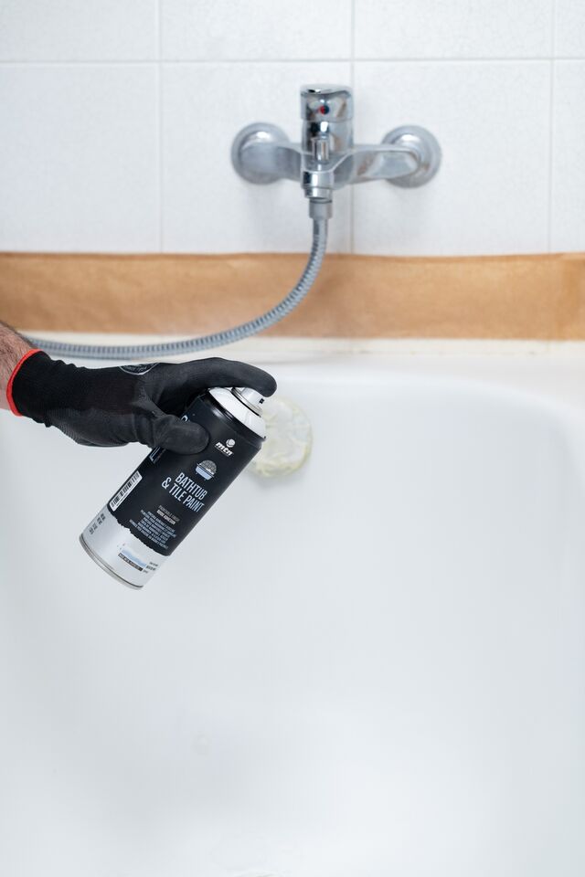 Аерозольна фарба MTN PRO Bathtub & Tile Paint We 400ml,  EX014PR0015 1
