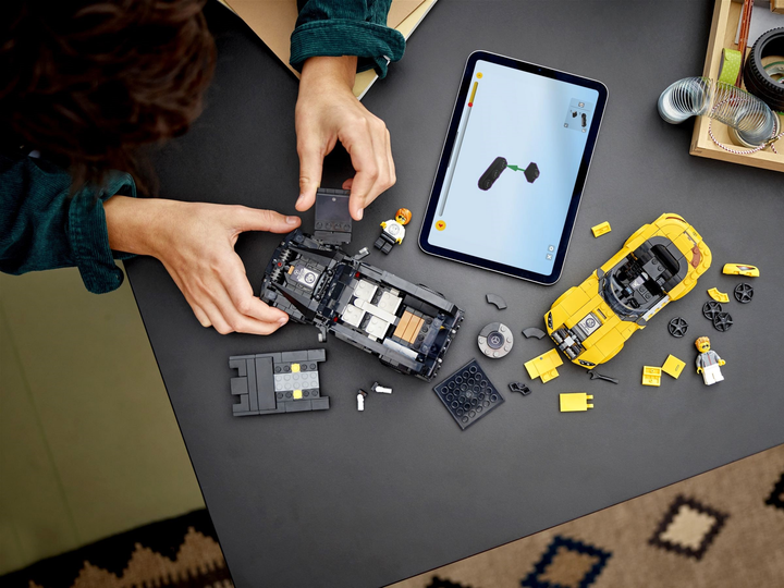 Конструктор Lego "Mercedes-AMG G 63 і Mercedes-AMG SL 63", 76924 7