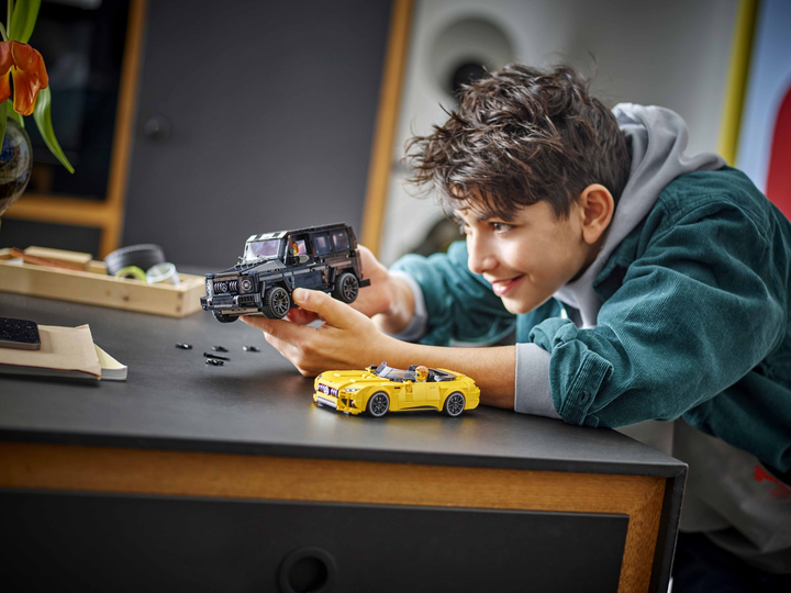 Конструктор Lego "Mercedes-AMG G 63 і Mercedes-AMG SL 63", 76924 8