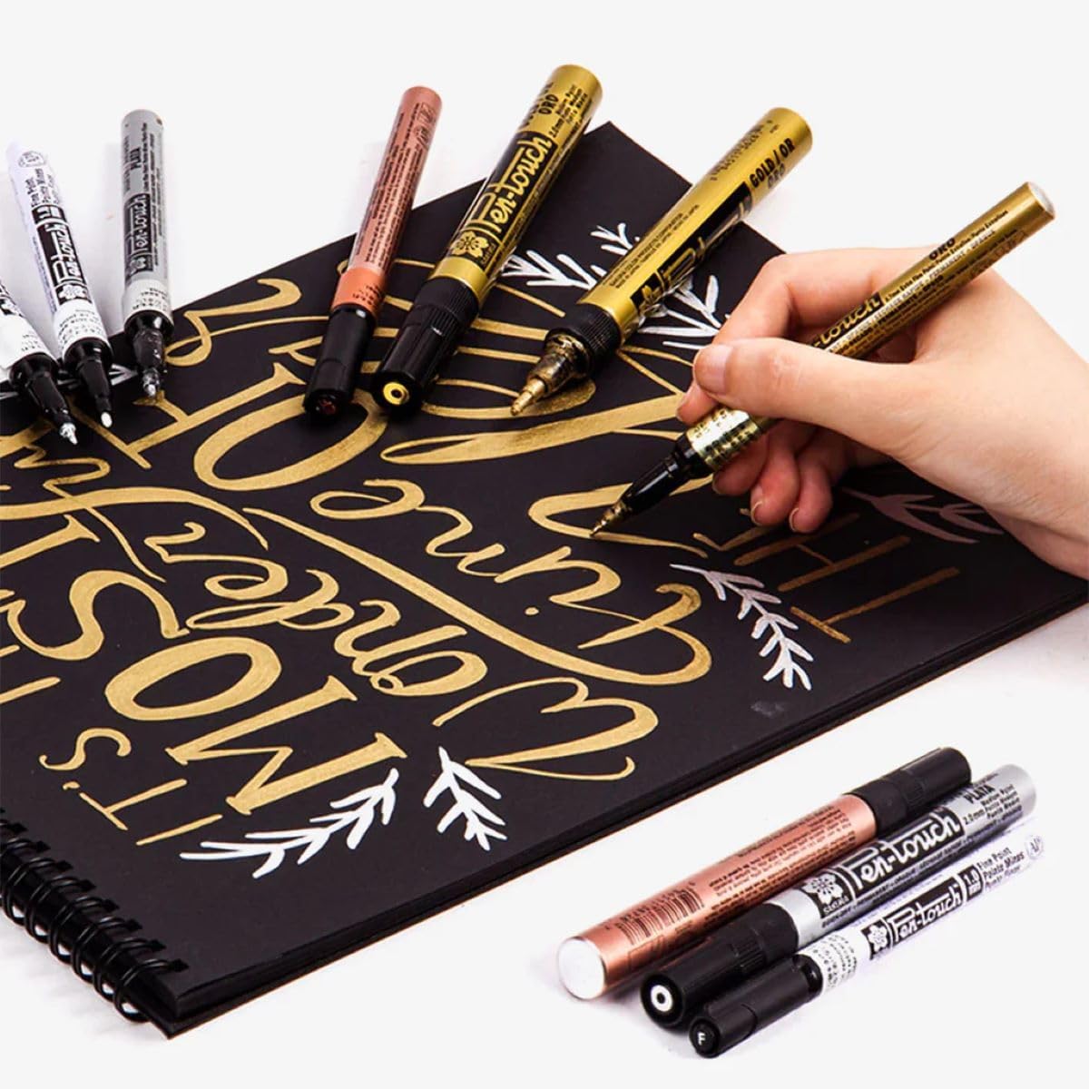 Маркер Pen-Touch Бронза, середній 2 мм, Sakura 3