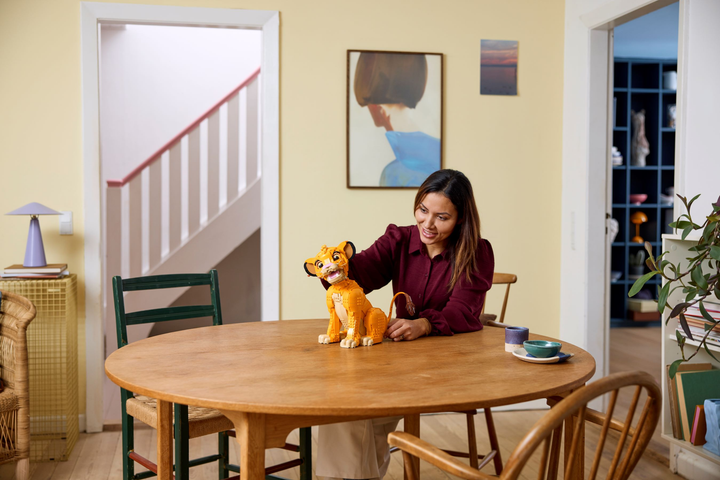 Конструктор Lego Disney "Юный король Лев Симба", 43247 3