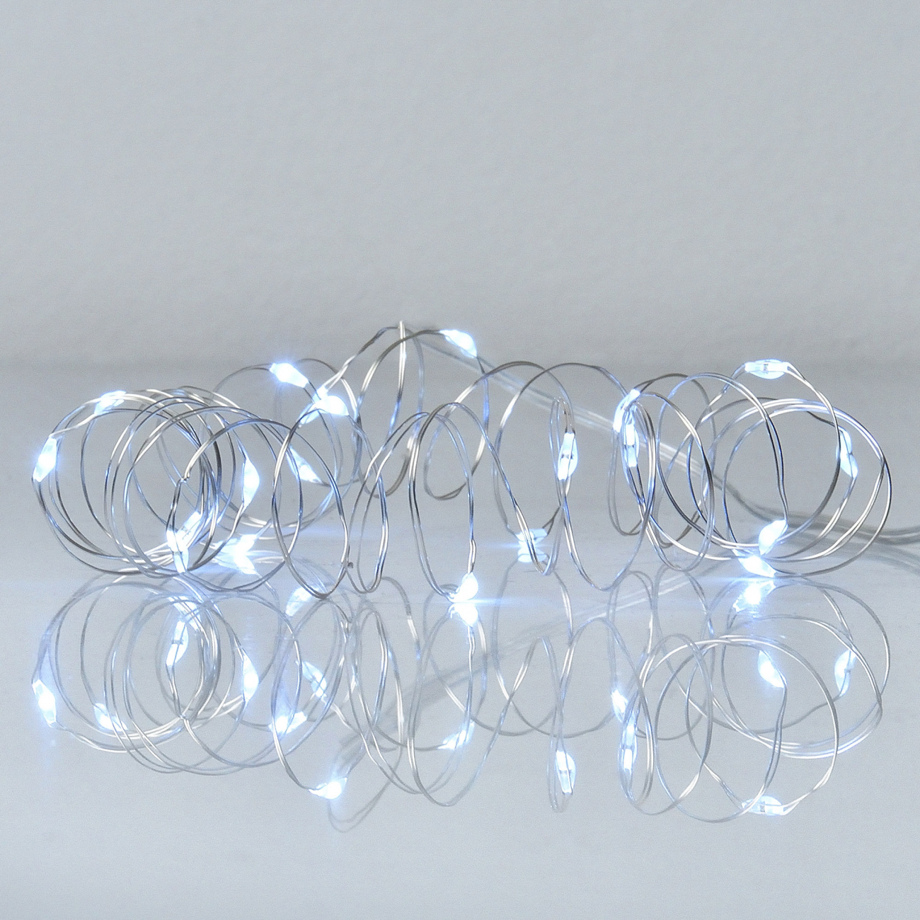 Електрогірлянда Yes! Fun "Нитка" на мідному дроті, 20 LED, холодно-біла 2 м, статична, батарейки, 975021