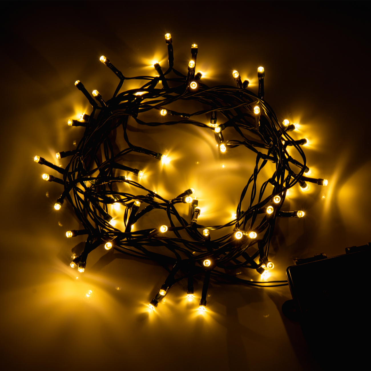 Електрогірлянда вулична Yes! Fun 70 LED, тепло-біла 4,9 м, статична, таймер, батарейки, 975062