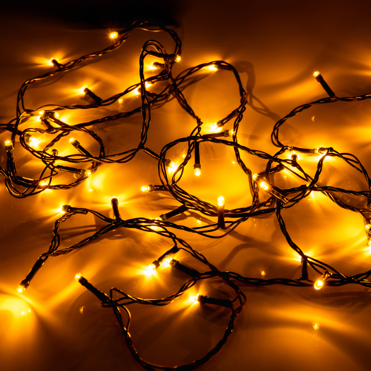 Електрогірлянда Yes! Fun "Нитка" 70 LED, жовта, 4,9 м, 8 режимів миготіння, 974852 1