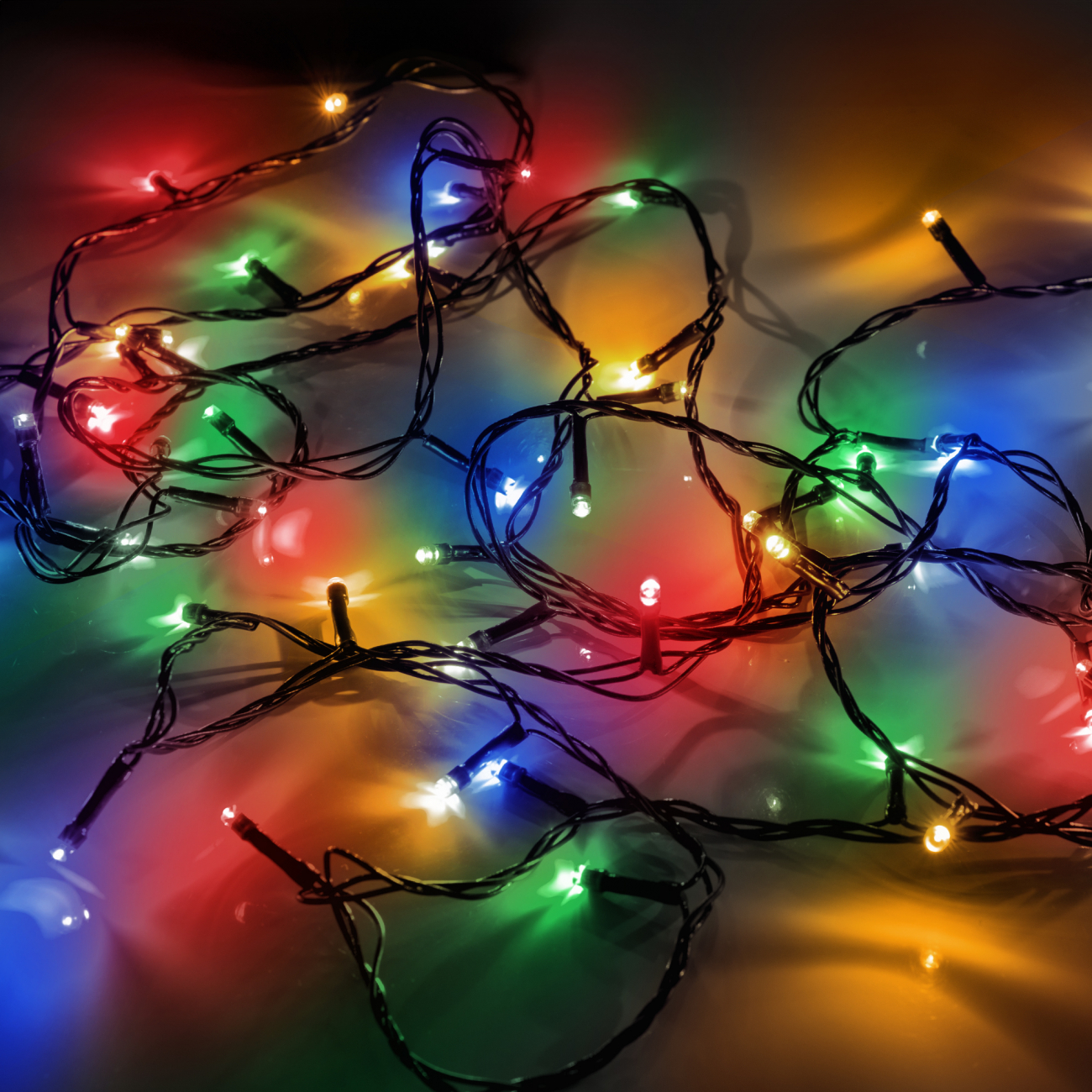 Електрогірлянда Yes! Fun "Нитка" 70 LED, різнокольорова, 4,9 м, 8 режимів миготіння, 974844 1