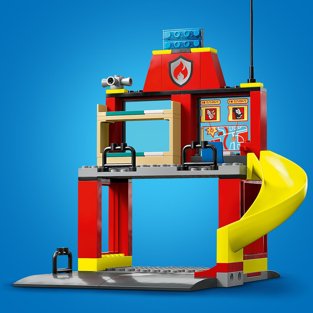 Конструктор Lego City "Пожарное депо и пожарная машина", 60375 2