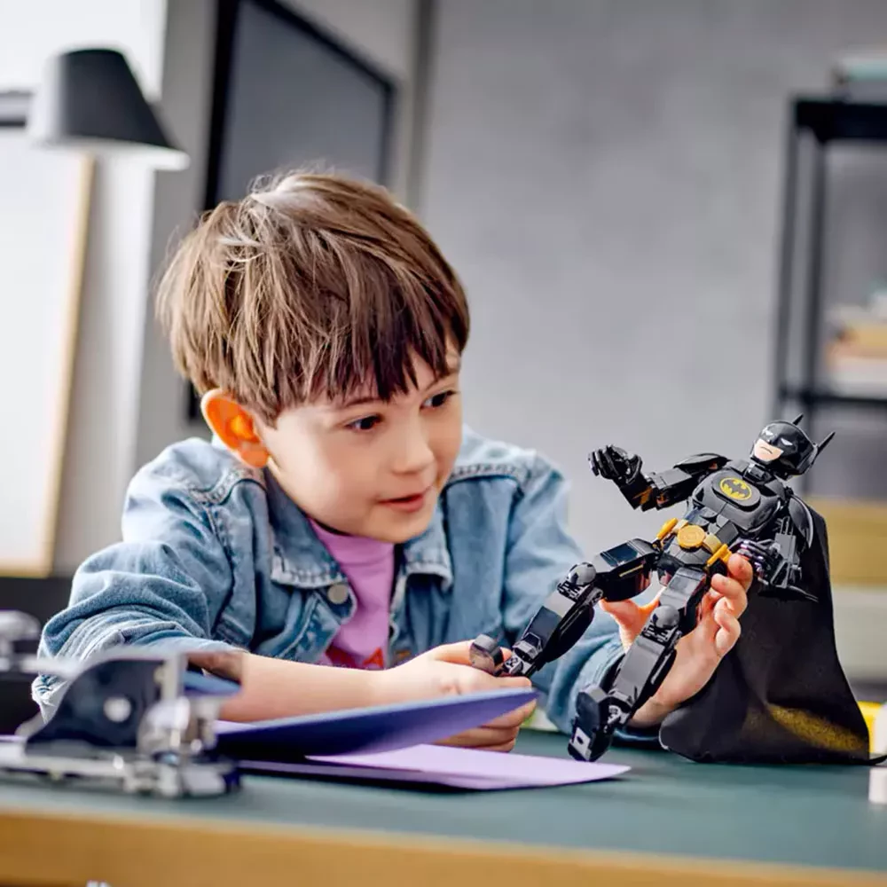 Конструктор Lego DC "Фигурка Бэтмена для сборки", 76259 4