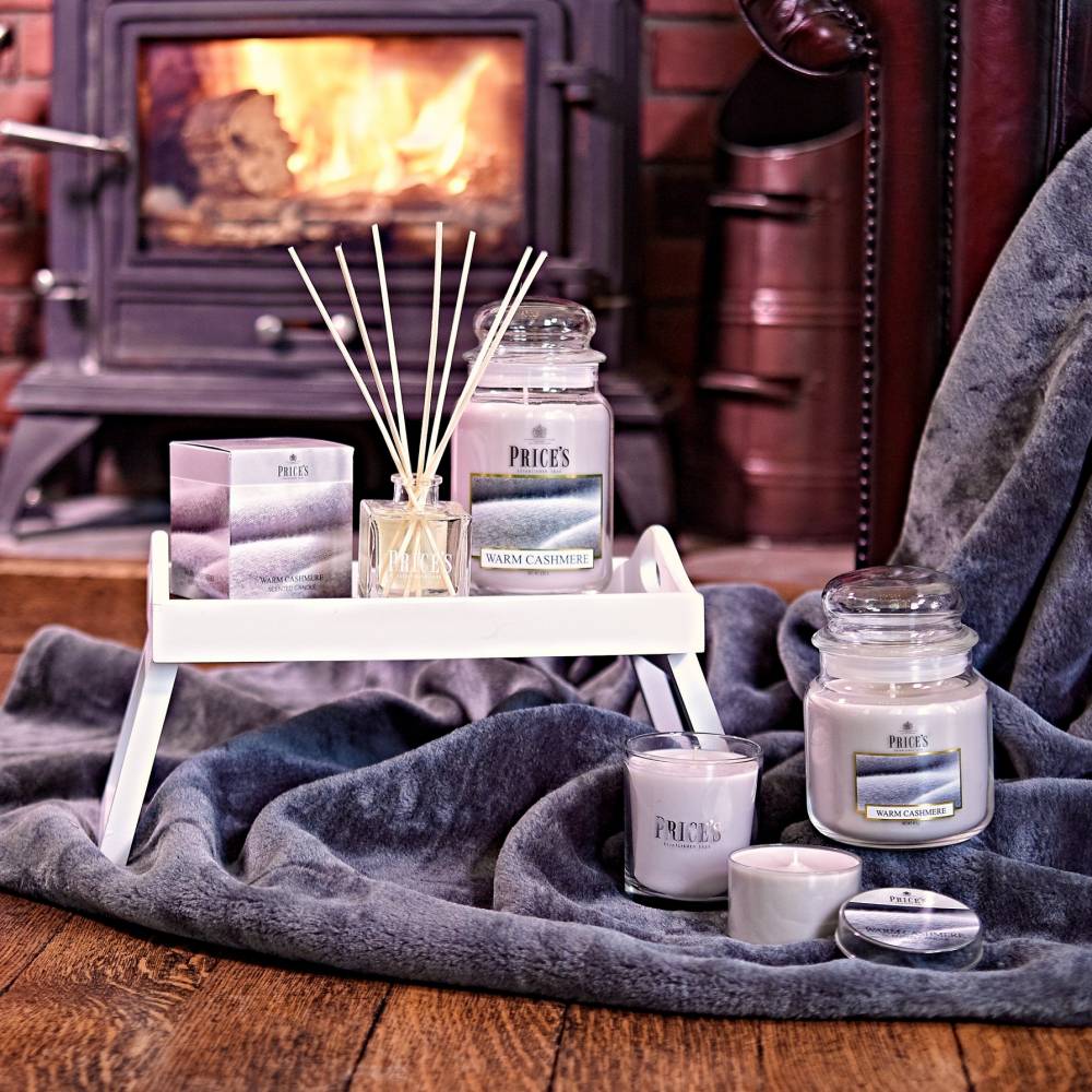 Свічка Теплий кашемір Price`s Candles 411 г, PMJ50 2