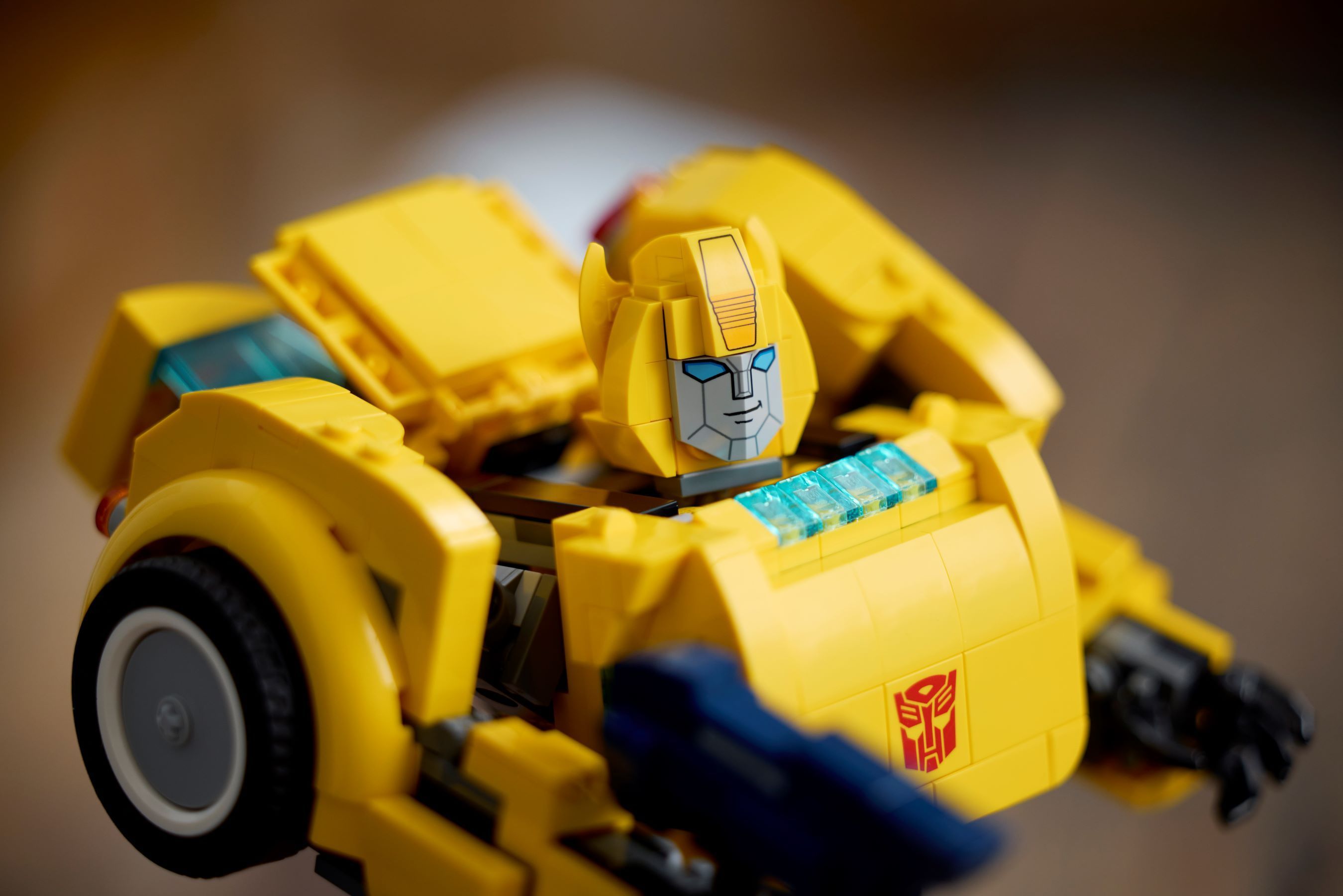 Конструктор Lego Icons "Бамблбі", 10338 8