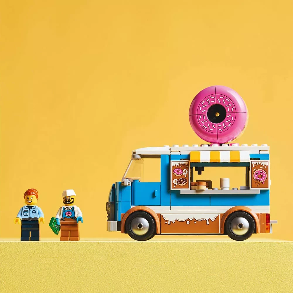 Конструктор Lego City "Грузовик с пончиками", 60452 8