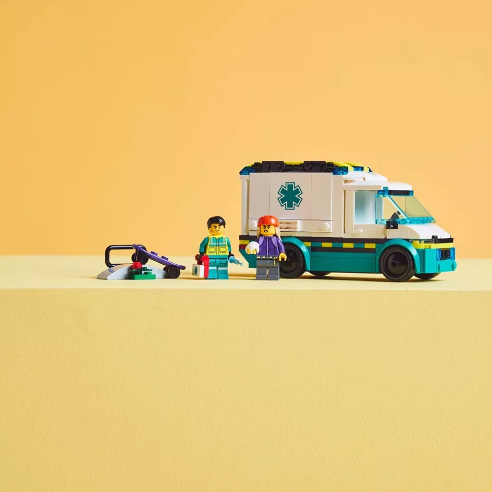 Конструктор Lego City "Швидка допомога", 60451 7