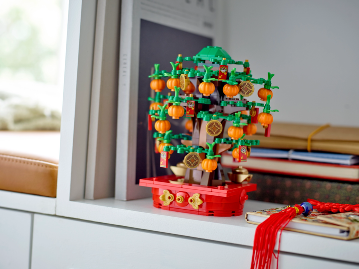 Конструктор Lego Seasons "Денежное дерево", 40648 3