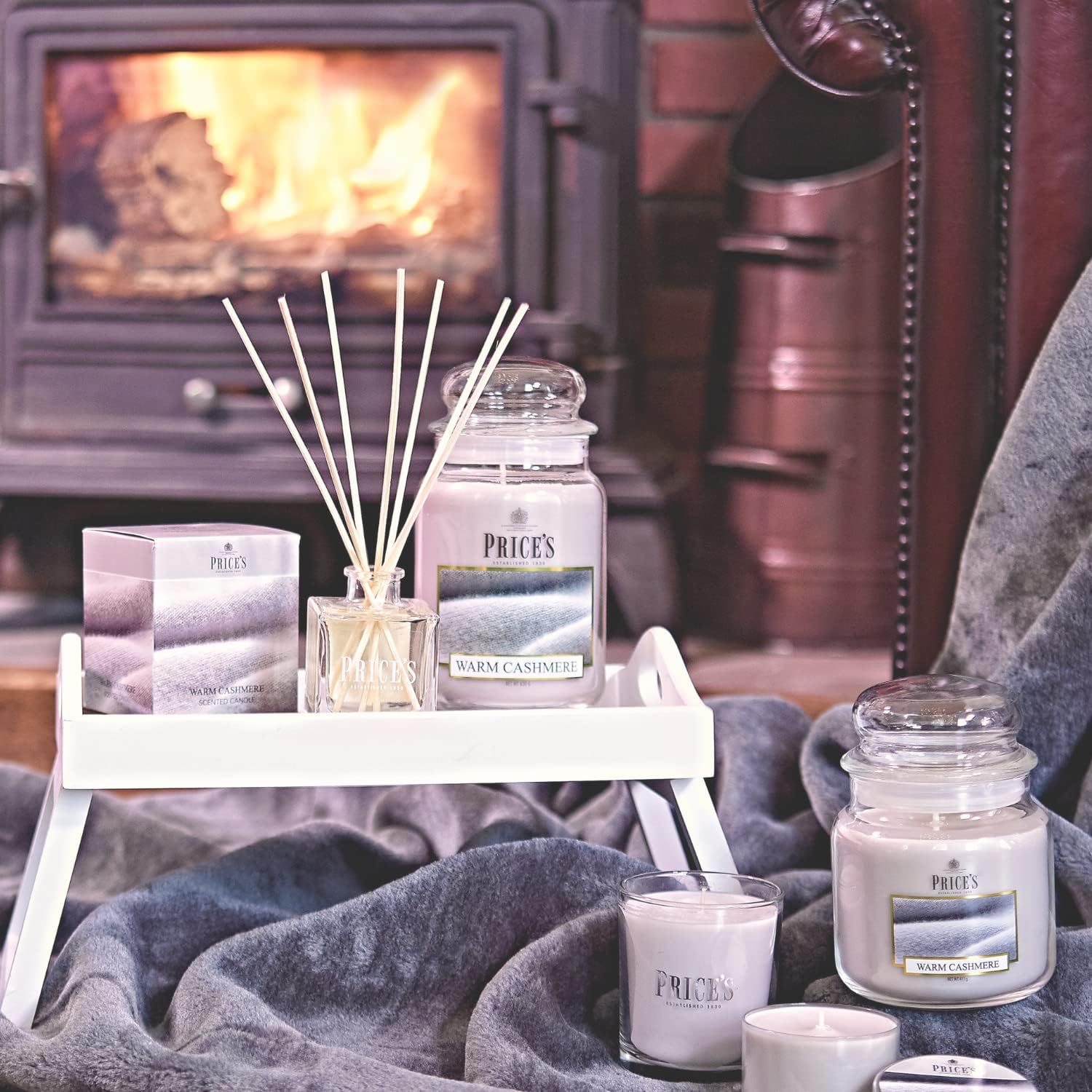 Свеча Уютные ночи Price`s Candles 411 г, PMJ01 1