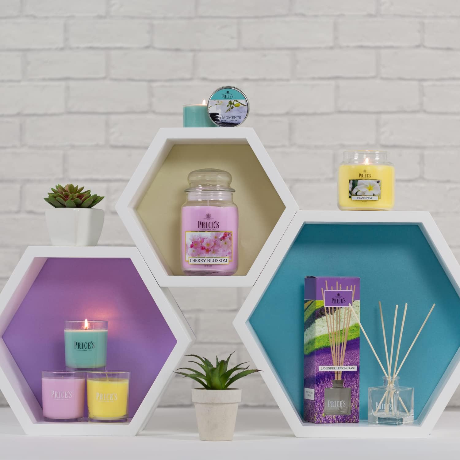 Свеча Вишневый цвет Price`s Candles 630 г, PBJ06 2