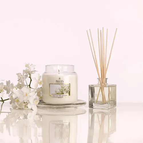 Свічка Конвалія Price`s Candles 411 г, PMJ52 1