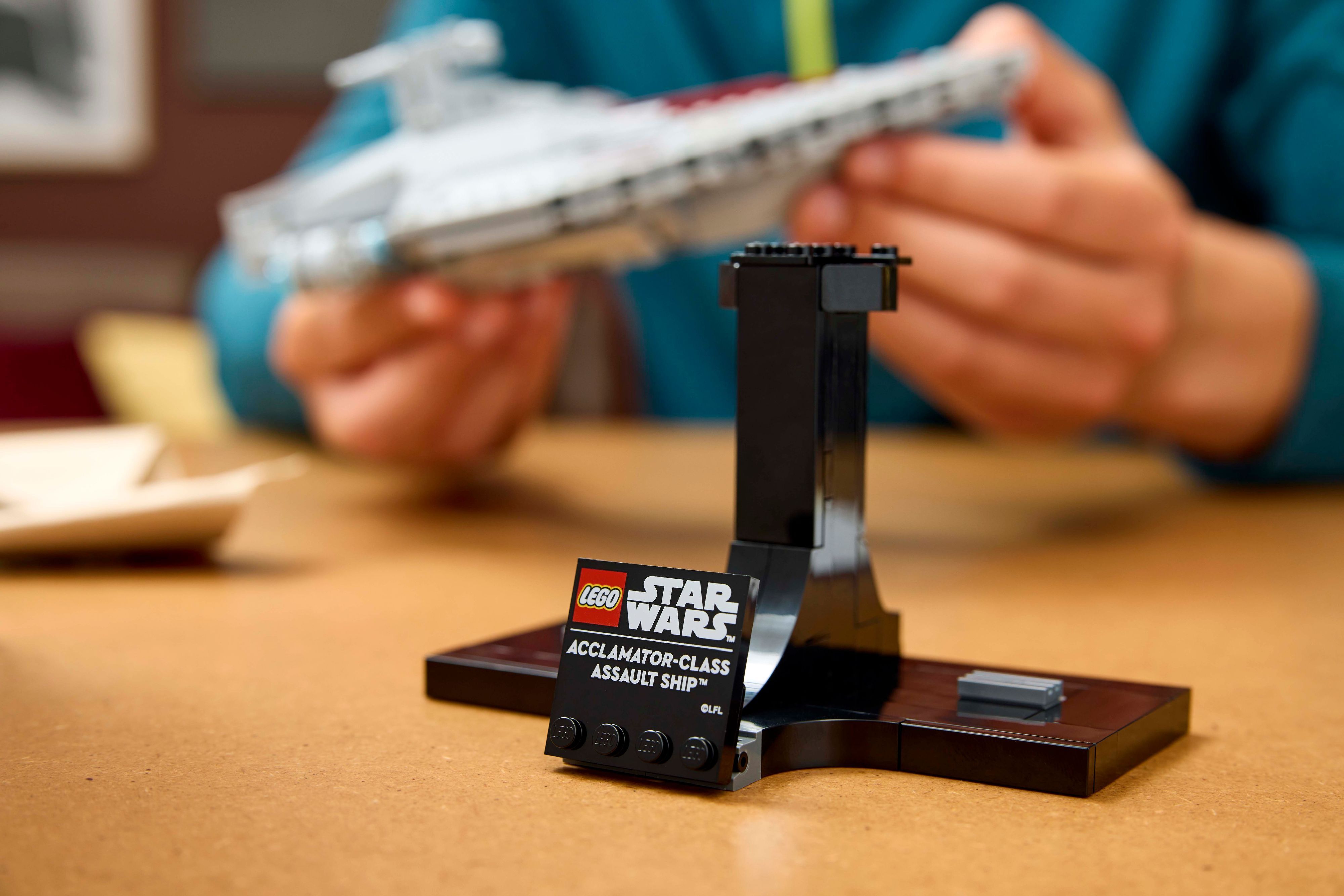 Конструктор Lego Star Wars "Штурмовой корабль класса Аккламатор", 75404 9