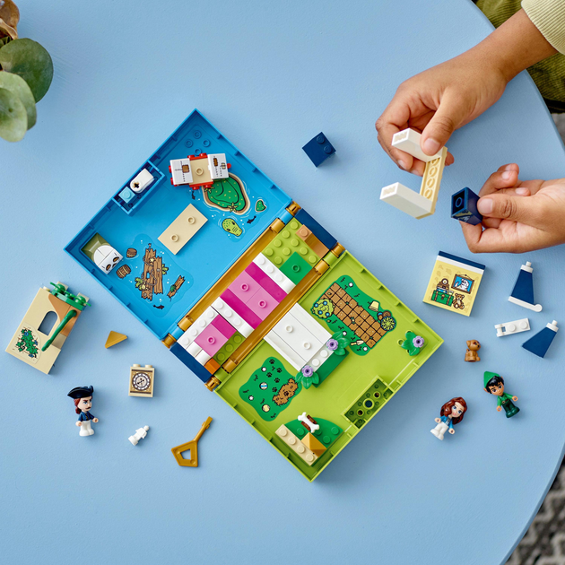 Конструктор Lego Disney "Книга приключений Питера Пена и Венди", 43220 6