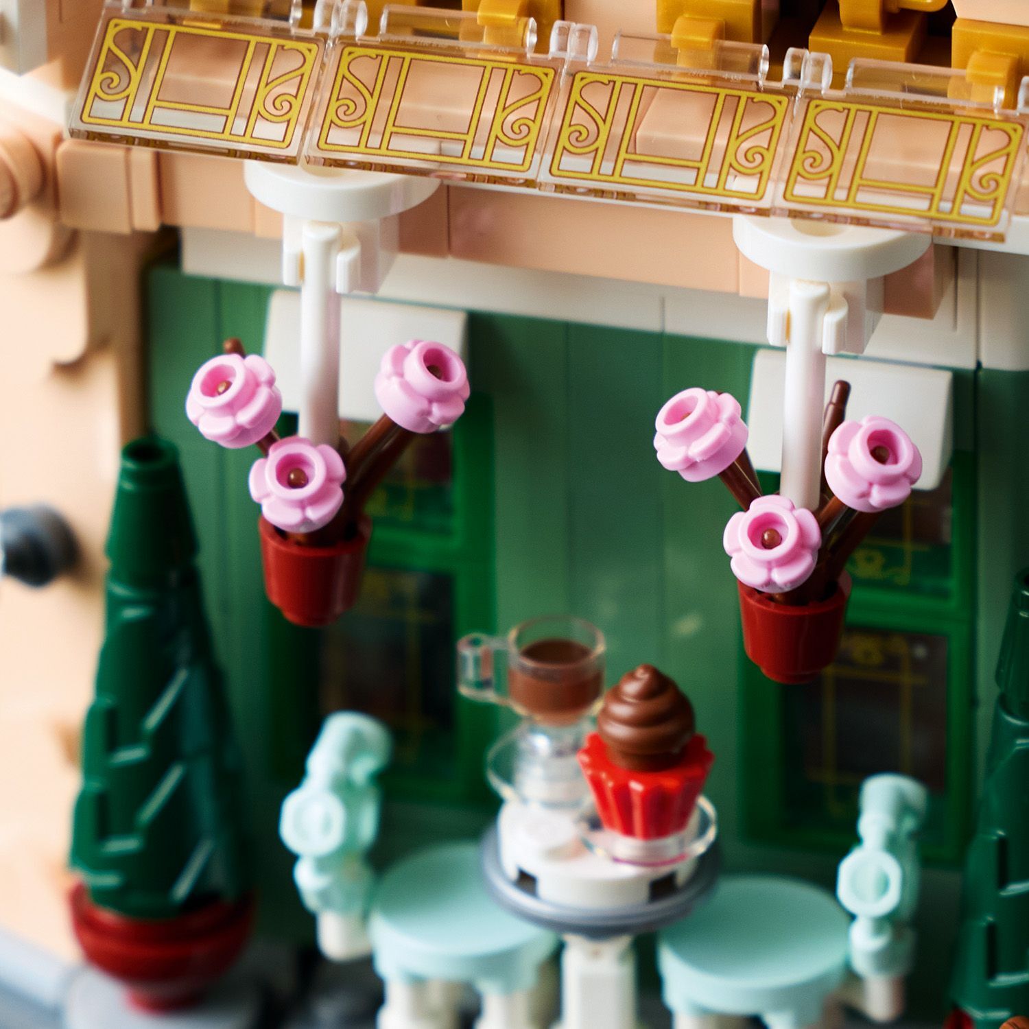 Конструктор Lego Icons "Французька кав`ярня", 10362 5