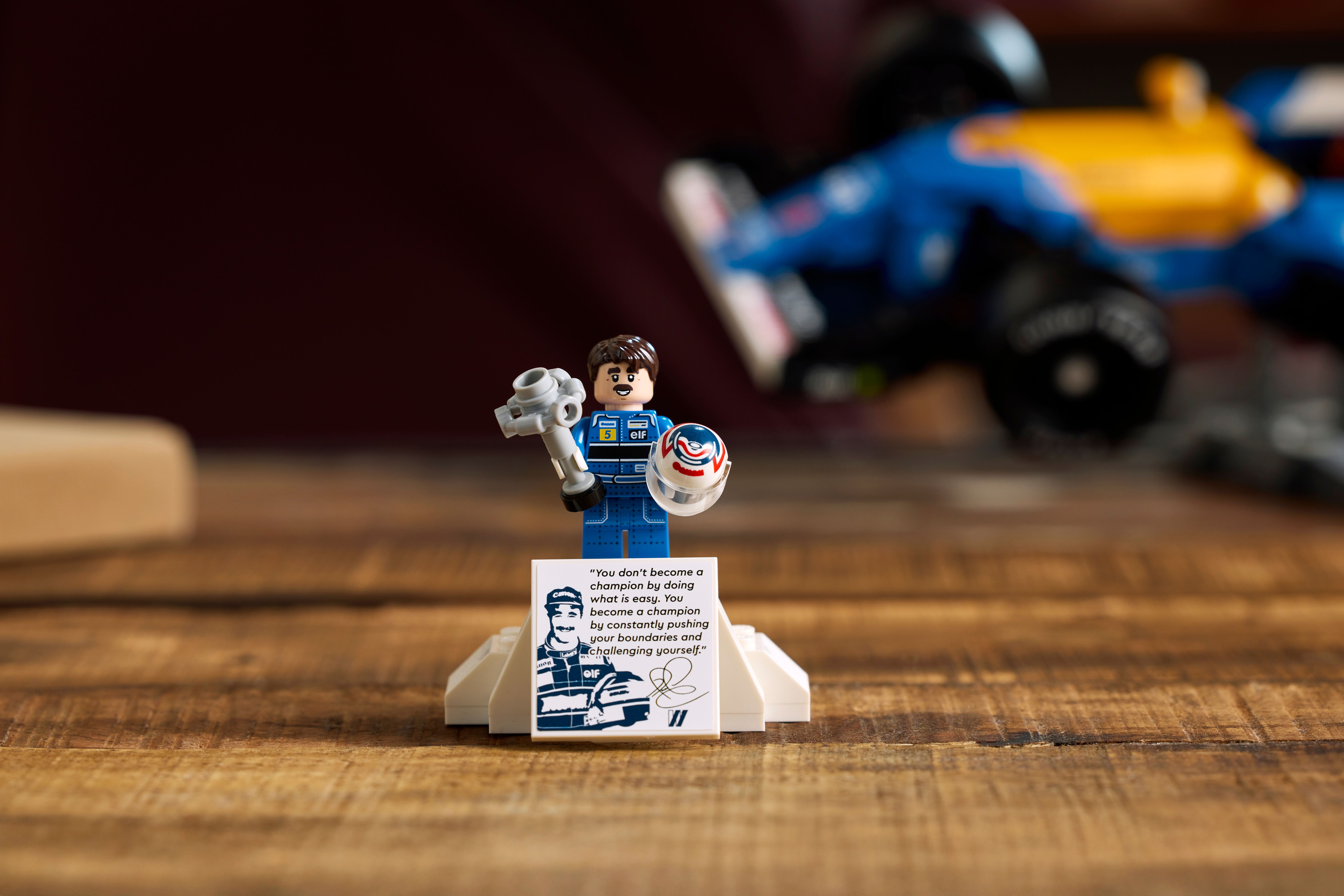 Конструктор Lego Icons "Williams Racing FW14B і Найджел Менселл", 10353 6