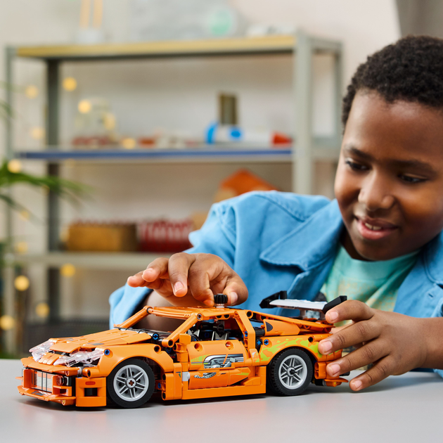 Конструктор Lego Technic "Fast and Furious Toyota Supra MK4", 42204 6
