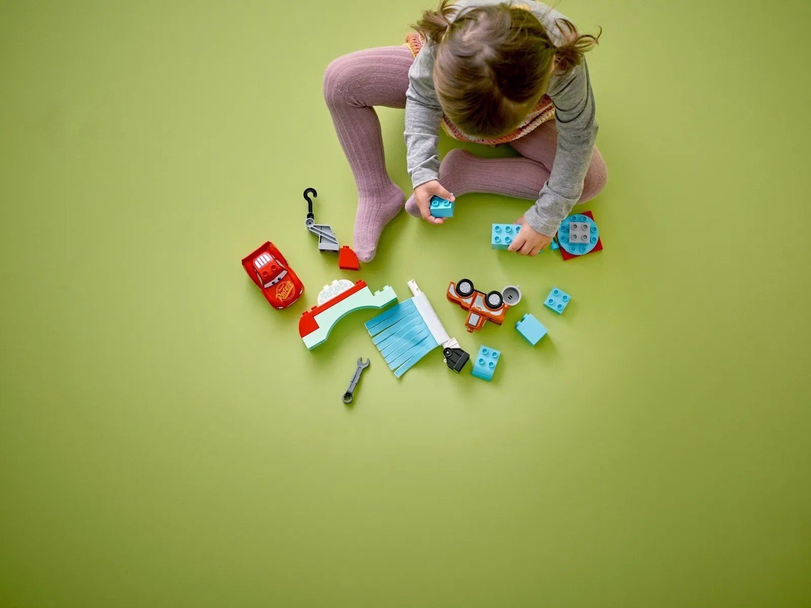 Конструктор Lego Duplo "Развлечения Молнии МакКвина и Сырника на автомойке", 10996 8